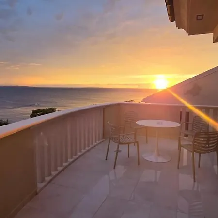 Luxury Beachfront - Breges