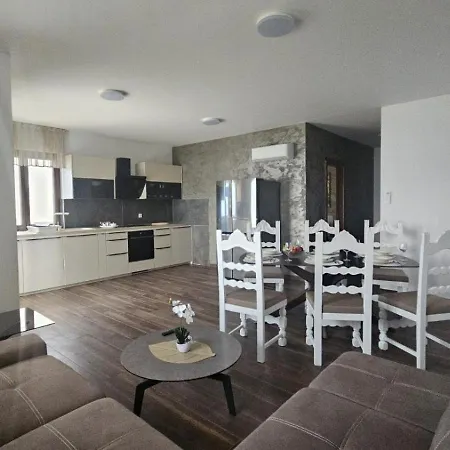 Luxury Beachfront - Breges Apartment Povljana