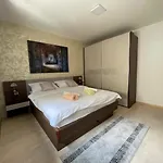 Daire Luxury Beachfront Breges - First Row To The Sea *