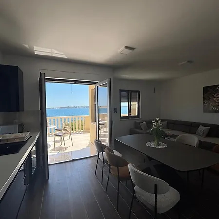 Luxury Beachfront - Breges Povljana
