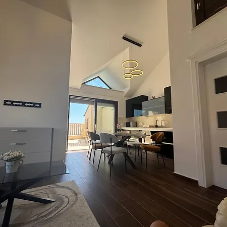 Luxury Beachfront - Breges Lejlighed *