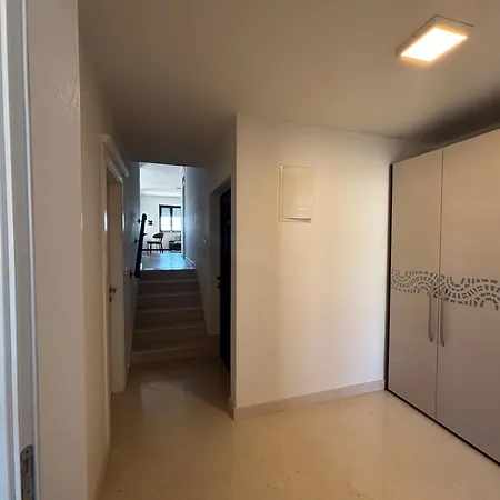 Luxury Beachfront - Breges Lejlighed *
