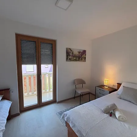 Luxury Beachfront - Breges Lejlighed Povljana
