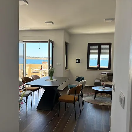 Lejlighed Luxury Beachfront - Breges *