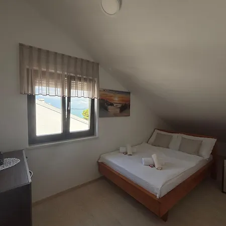 Luxury Beachfront - Breges * Povljana